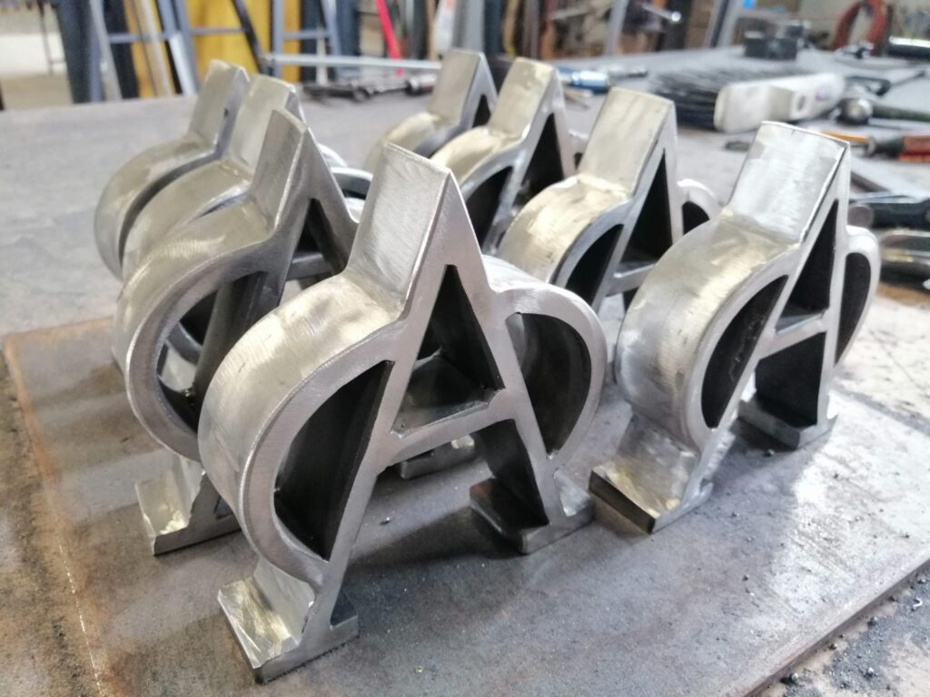 Escultura Miura por encargo