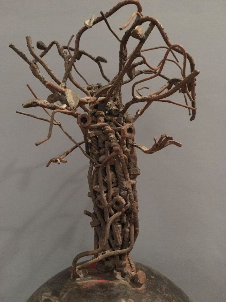 el arbol-obra-escultorica-Fran Coronado 1